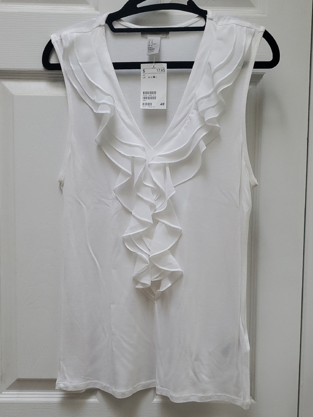 H&M White Ruffle V-Neck Sleeveless Top